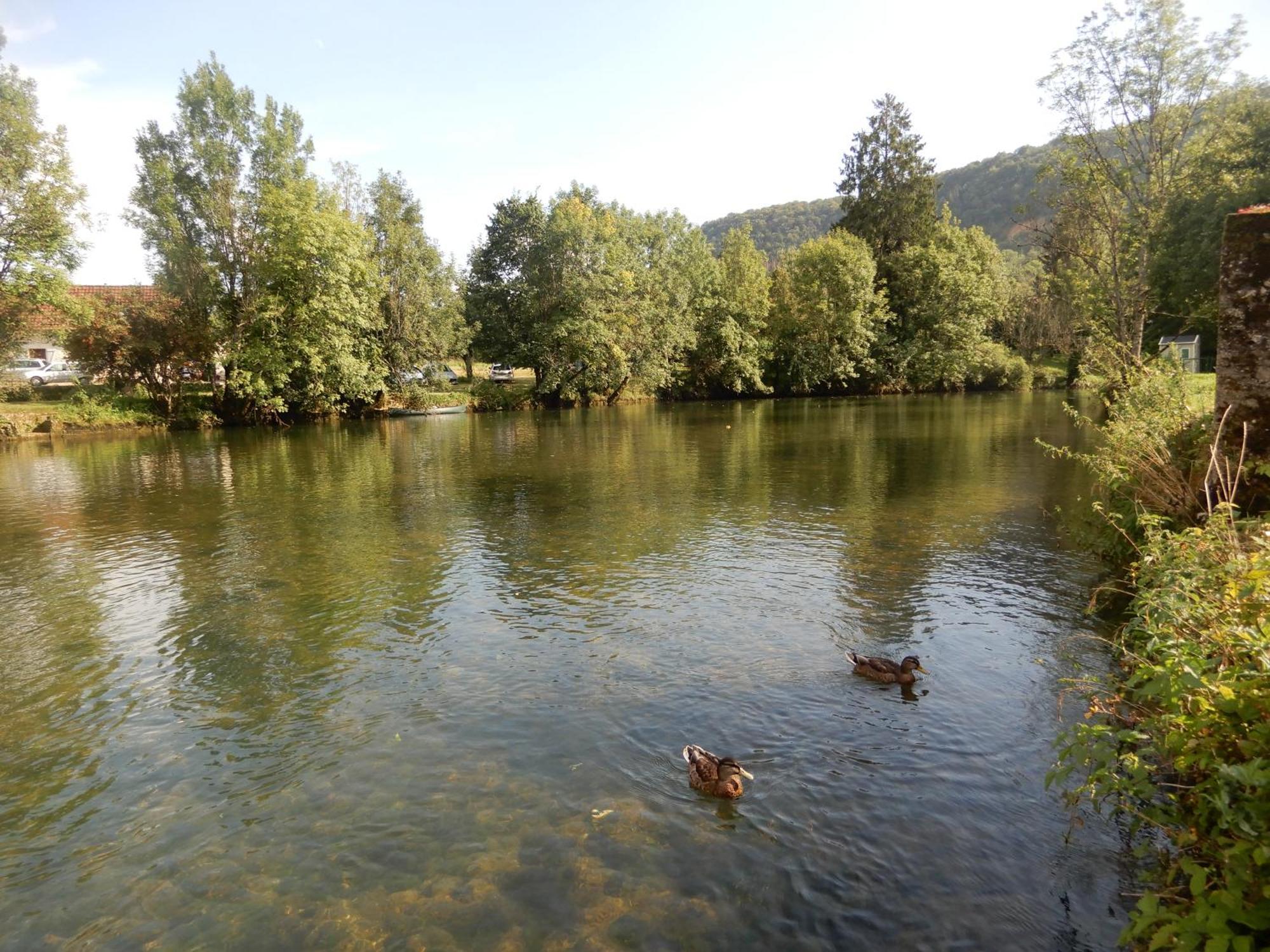Maison De Vacances - Vue Panoramique Riviere Ornans Exteriör bild
